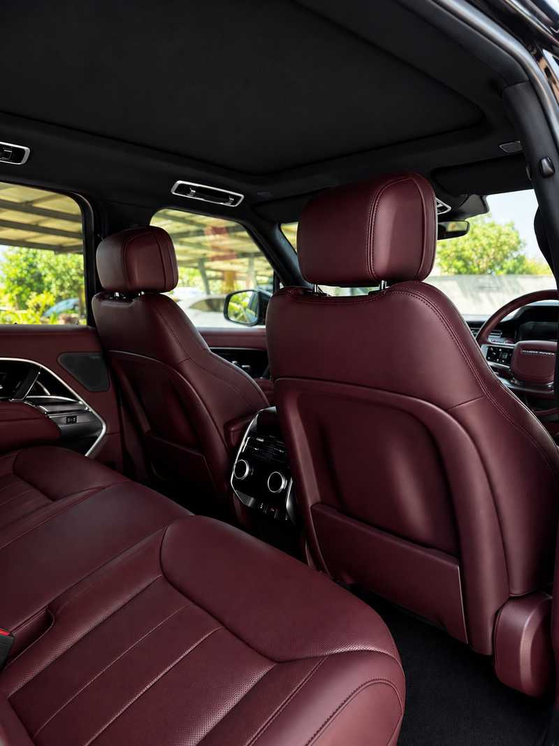 2026 Land Rover Range Rover Vogue 3,0L 2026 Cyprus
