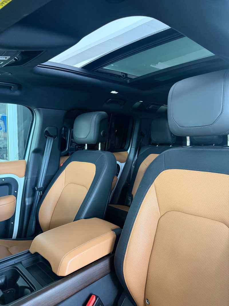 2025 Land Rover Defender 3,0L 2025 Cyprus