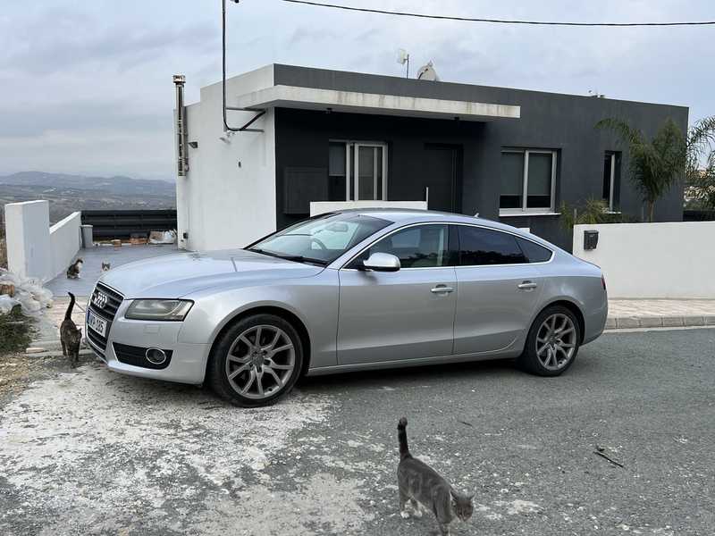 2011 Audi A5 2,0L 2011 Cyprus