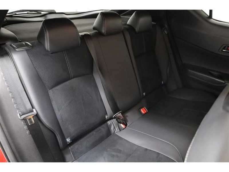 2022 Toyota C-HR 1,8L 2022 Cyprus