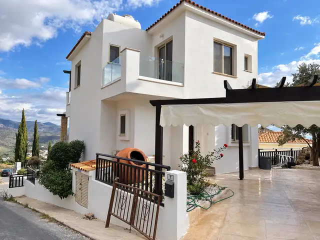  3-bedroom villa to rent, Paphos — Pegeia