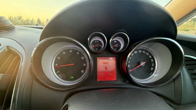 2011 Opel, Vauxhall Astra 1,4L 2011 Cyprus