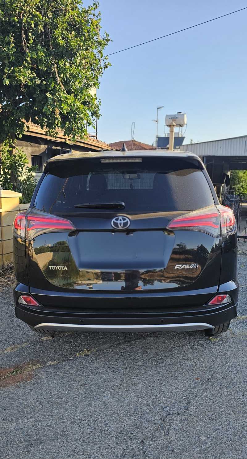 2017 Toyota RAV4 2,0L 2017 Cyprus
