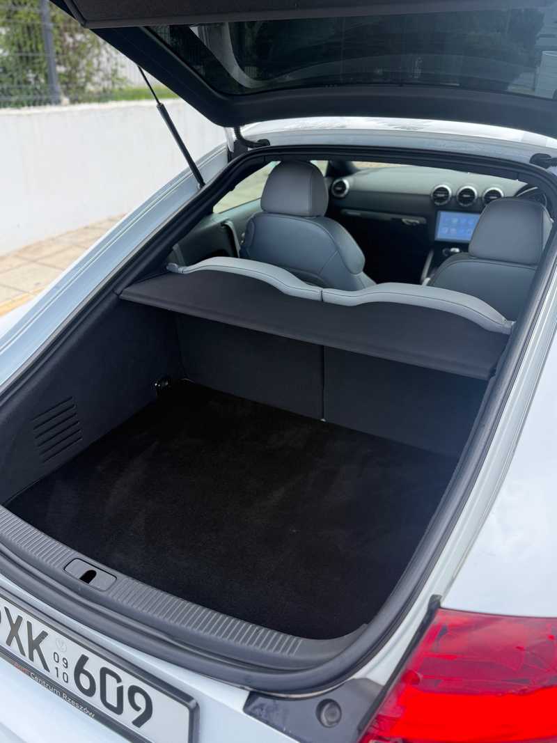 2010 Audi TT 2,0L 2010 Cyprus