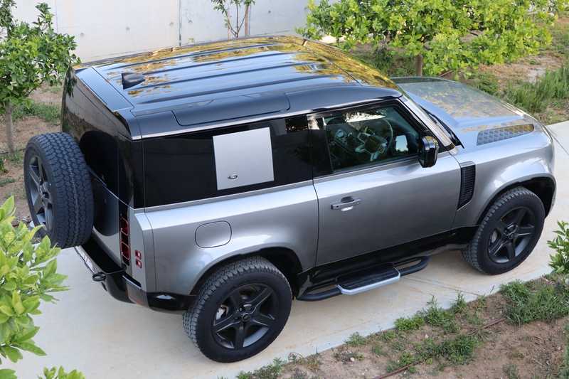 2024 Land Rover Defender 3,0L 2024 Cyprus
