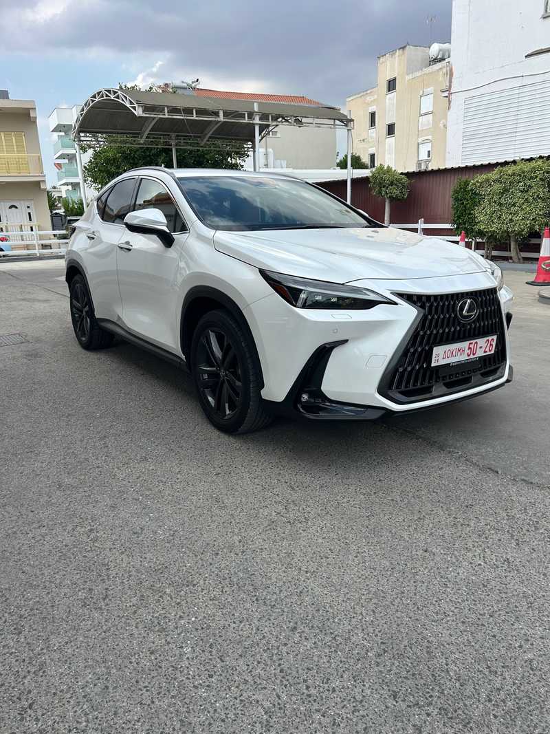 Lexus NX 2,5L 2023