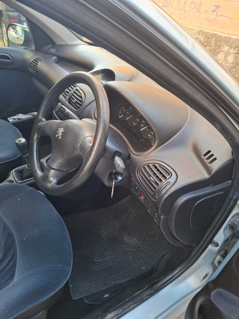 2001 Peugeot 206 1,4L 2001 Cyprus