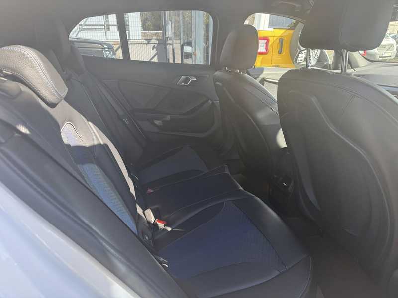 2022 BMW 1-Series 2,0L 2022 Cyprus