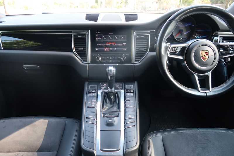 2017 Porsche Macan 3,0L 2017 Cyprus