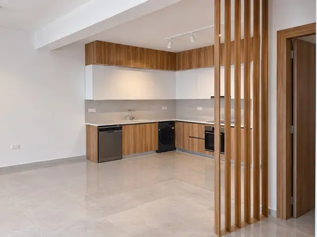3-bedroom penthouse to rent, Επαρχία Λεμεσού — Λεμεσός - Ομόνοια