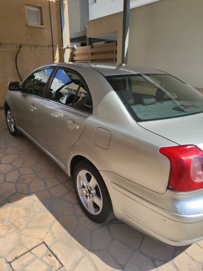 Toyota Avensis 1,6L 2005