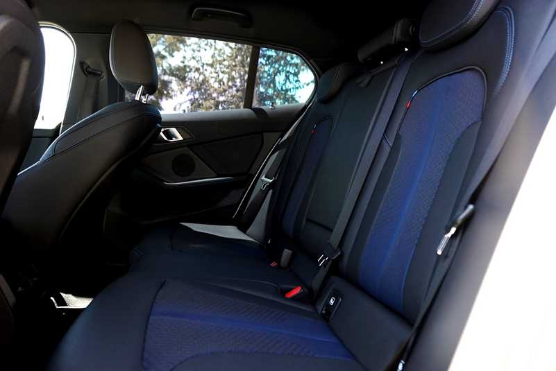 2023 BMW 1-Series 2,0L 2023 Cyprus