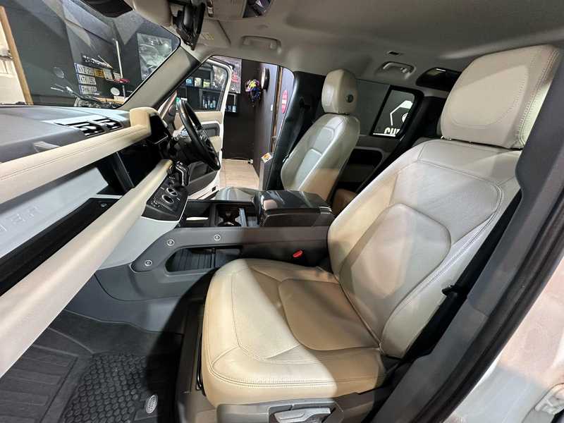 2023 Land Rover Defender 3,0L 2023 Cyprus