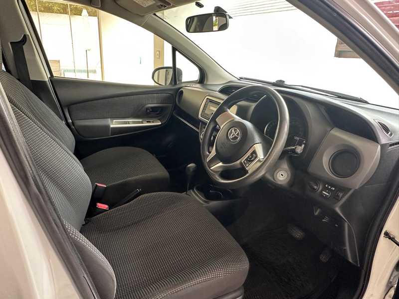 2014 Toyota Vitz 1,3L 2014 Cyprus