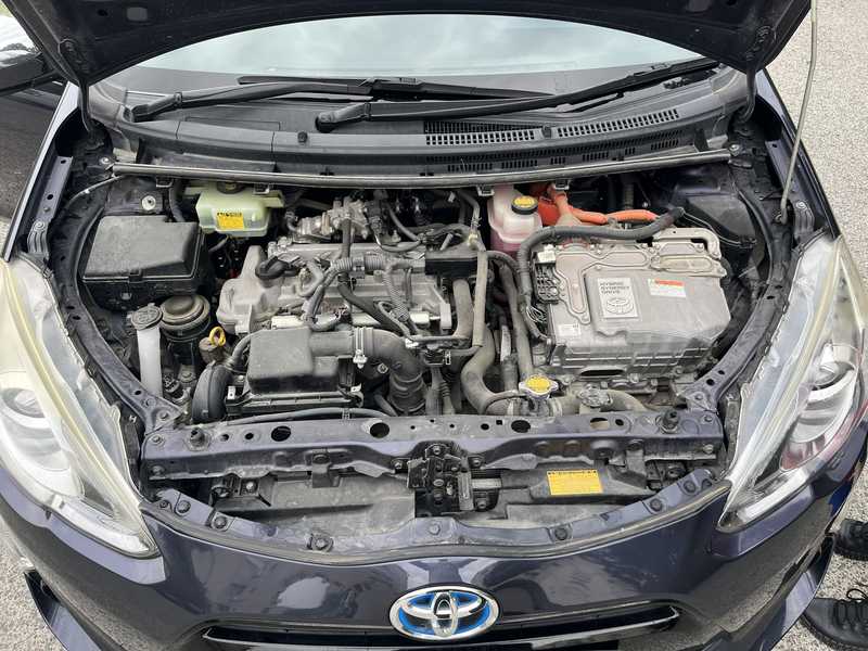 2015 Toyota Aqua 1,5L 2015 Cyprus