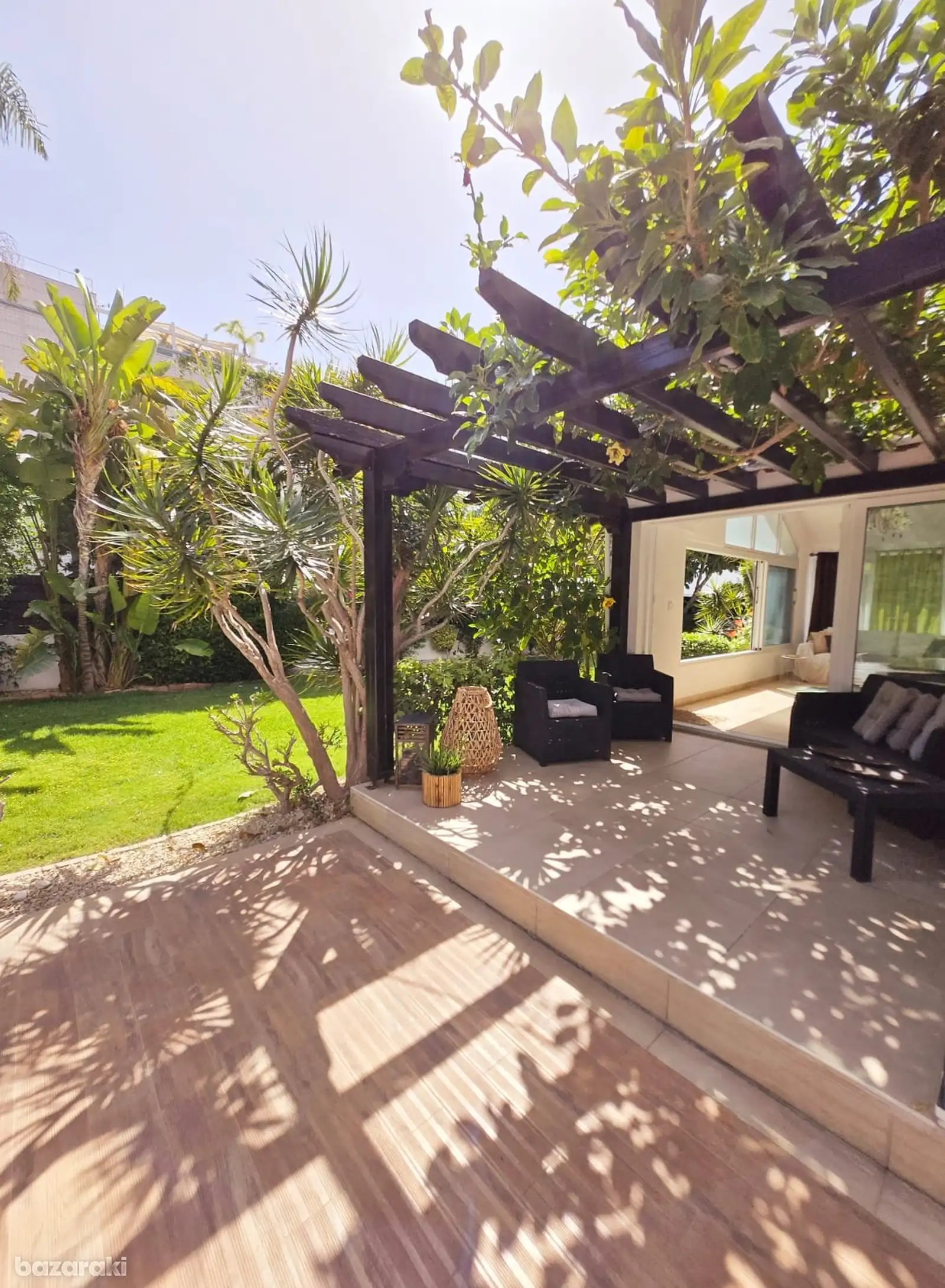 House, 4 bedrooms — 9
