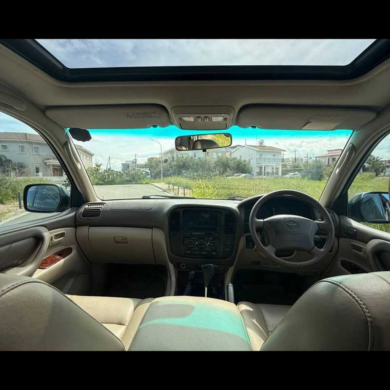 2000 Toyota Land Cruiser VX100 4,8L 2000 Cyprus