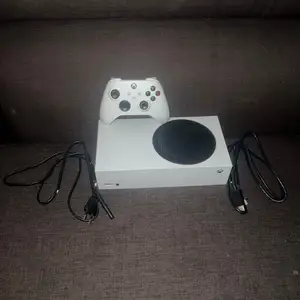 Xbox one s, Famagusta — Liopetri