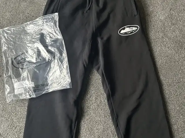 Corteiz black sweatpants, Επαρχία Λευκωσίας — Λατσιά - Άγιος Ελευθέριος