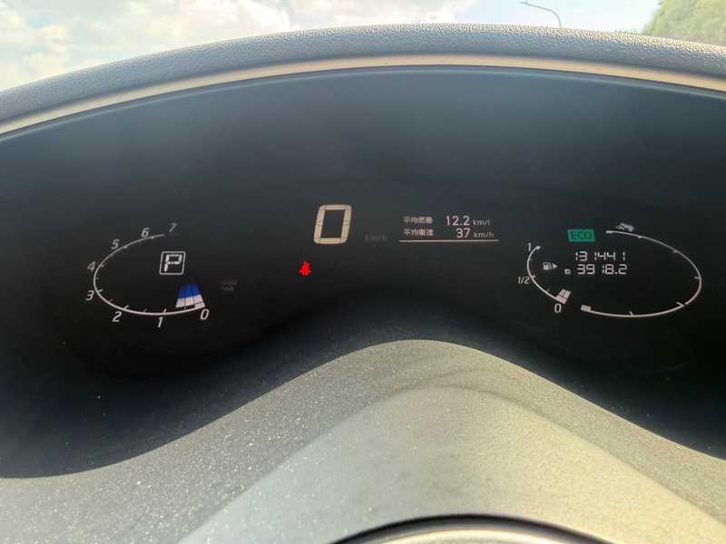 2015 Nissan Serena e-POWER 2,0L 2015 Cyprus
