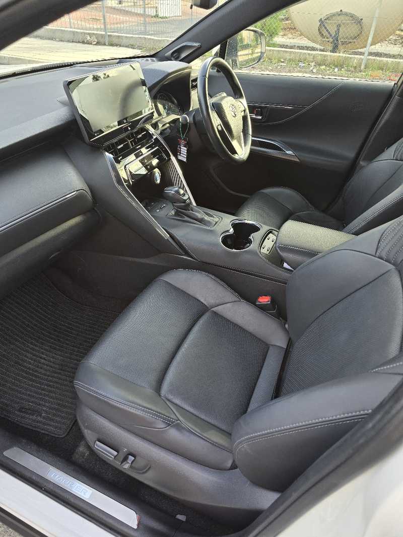 2021 Toyota Harrier 2,5L 2021 Cyprus