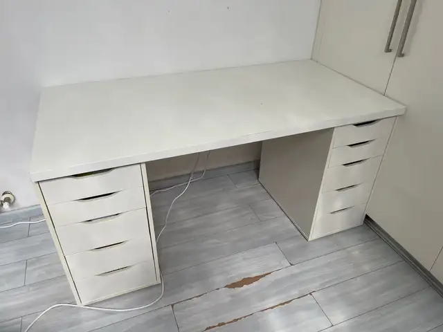 Desk, Paphos — Pegeia