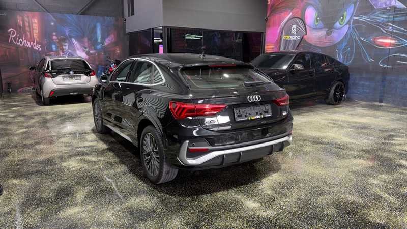 2021 Audi Q3 2,0L 2021 Cyprus