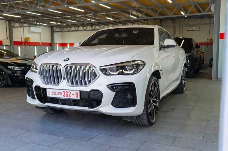 BMW X6 3,0L 2022