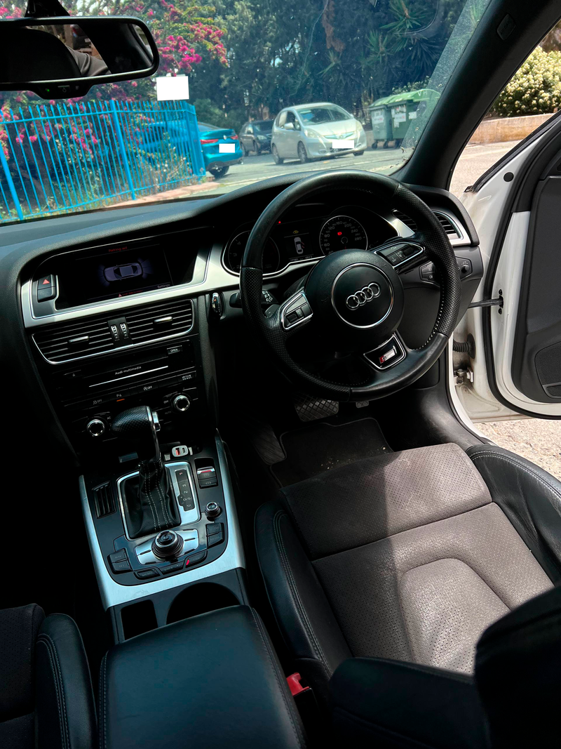 2013 Audi A4 2,0L 2013 Cyprus