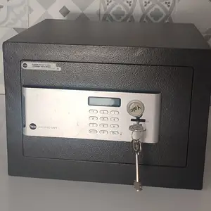 Yale high-security certified safe excellent condition, Επαρχία Πάφου — Αναρίτα