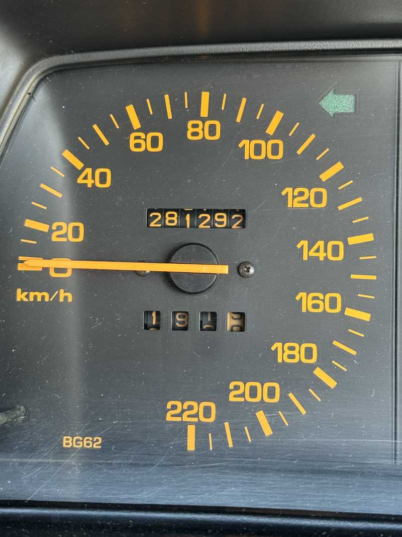 1989 Mazda 323 1,3L 1989 Cyprus