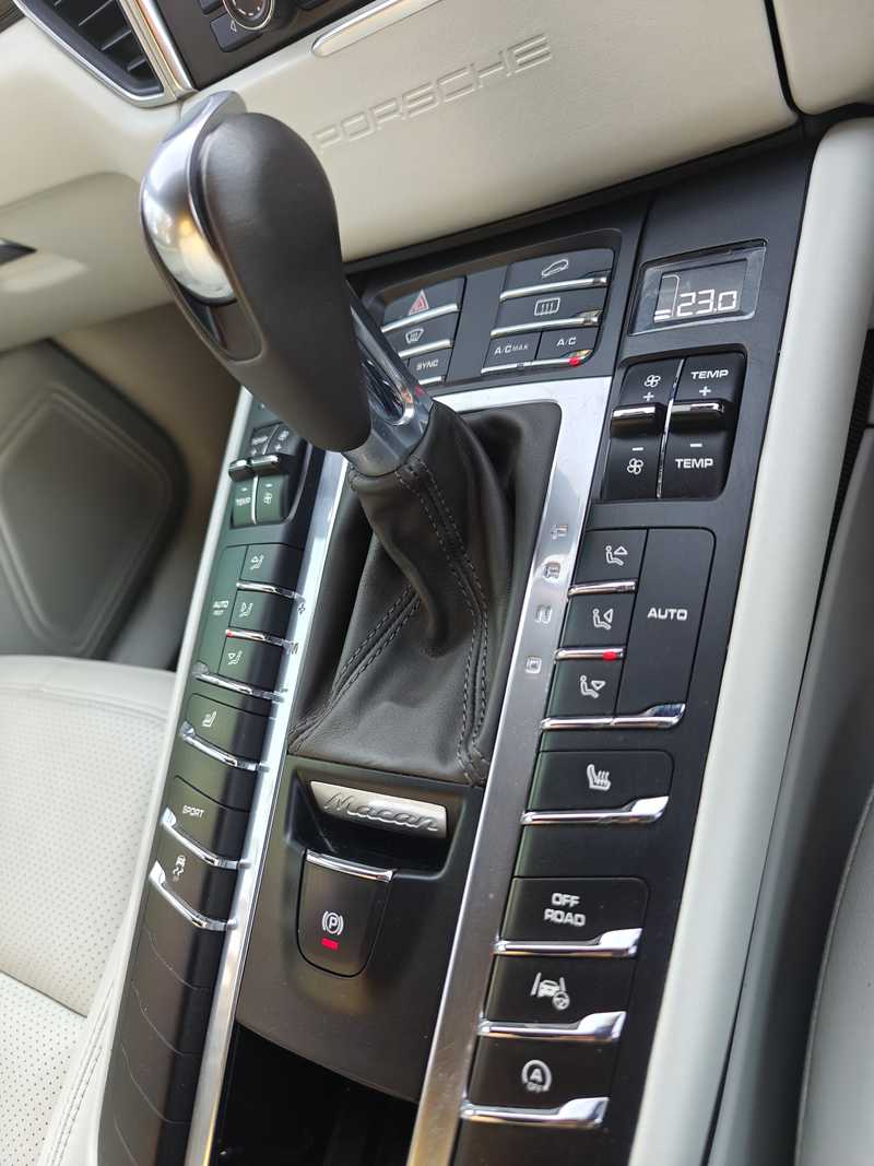 2015 Porsche Macan 3,0L 2015 Cyprus