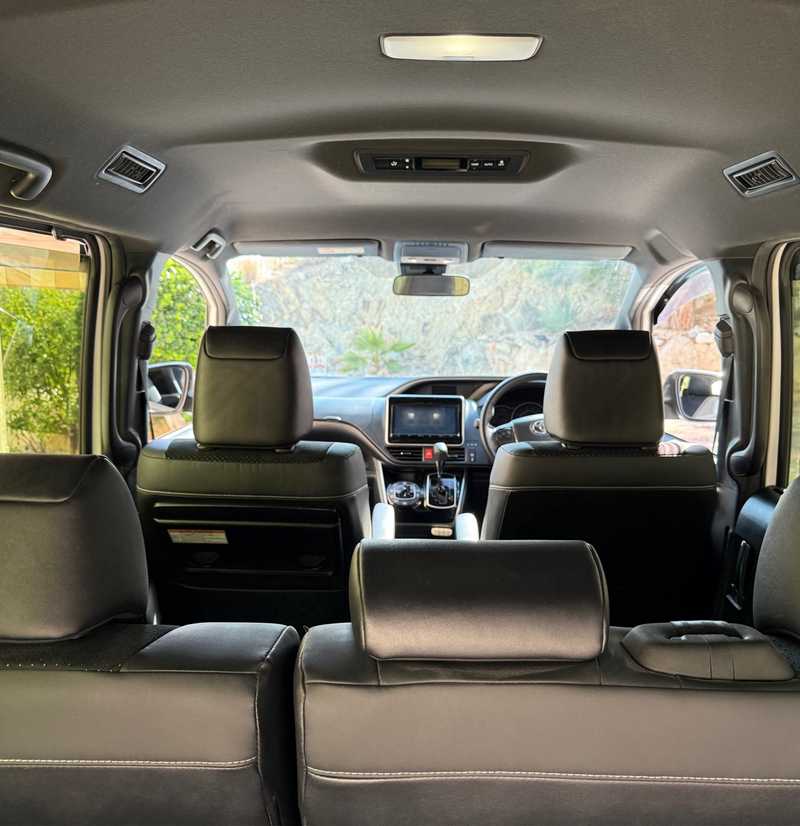 2021 Toyota Voxy 2,0L 2021 Cyprus
