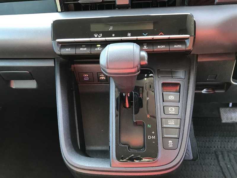 2023 Toyota Noah 2,0L 2023 Cyprus