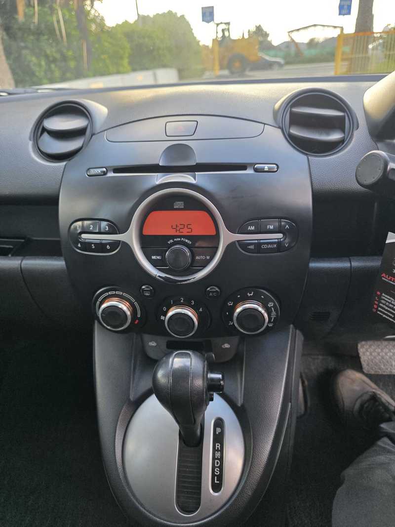 2011 Mazda Demio 1,3L 2011 Cyprus