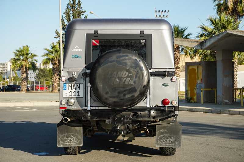 2011 Land Rover Defender 2,2L 2011 Cyprus