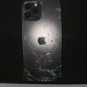 Iphone 12 pro max, Limassol — Moni