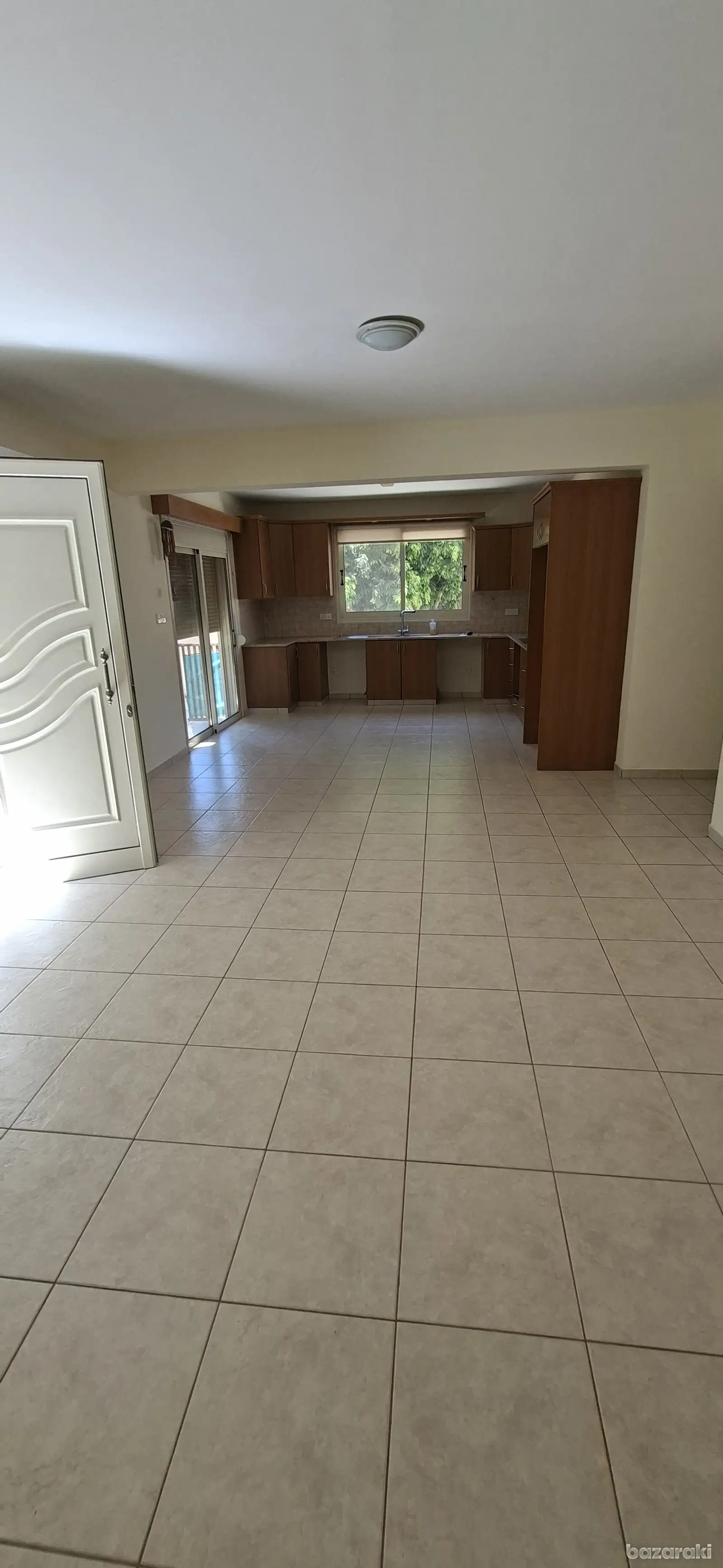 House, 3 bedrooms — 7