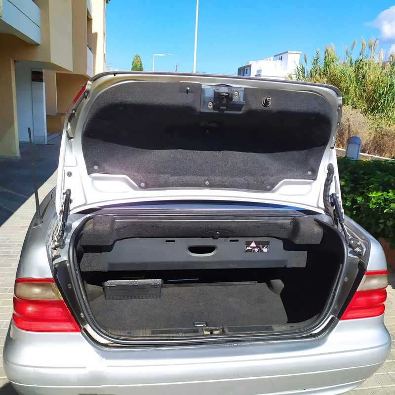 2002 Mercedes-Benz CLK-Class 2,0L 2002 Cyprus