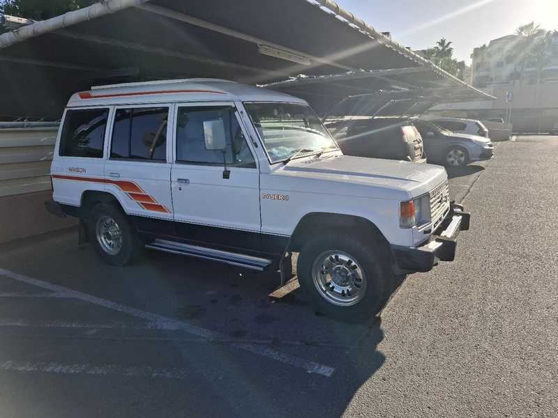1987 Mitsubishi Pajero 2,5L 1987 Cyprus