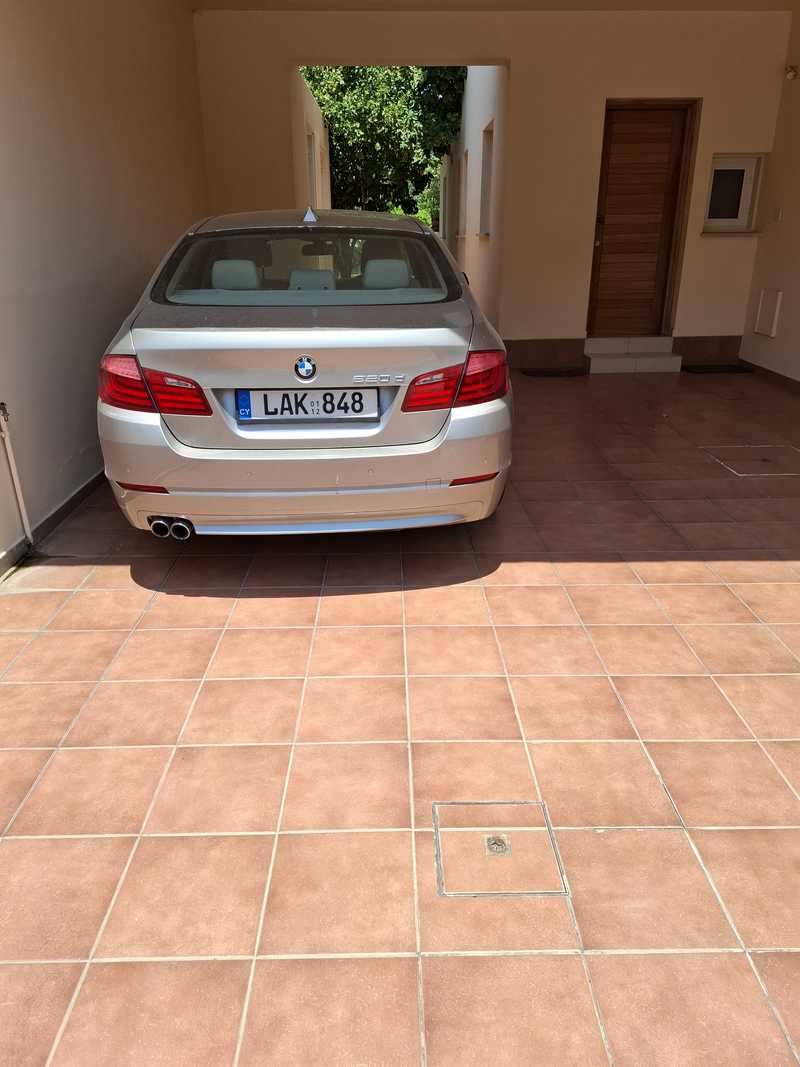 2012 BMW 5-Series 2,0L 2012 Cyprus