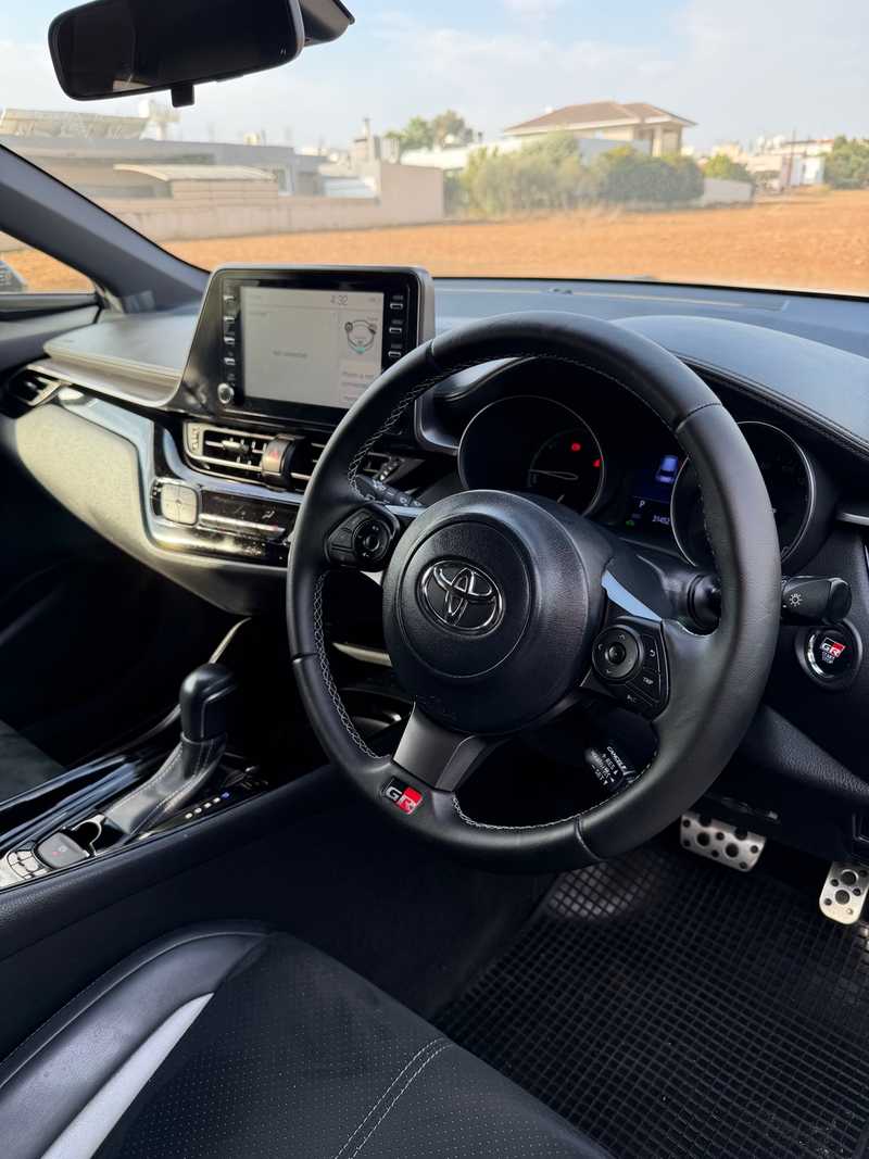 2021 Toyota C-HR 1,8L 2021 Cyprus