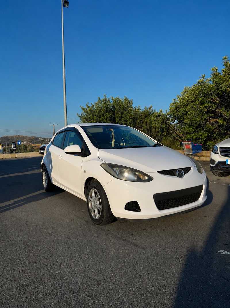 Mazda Demio 1,3L 2011