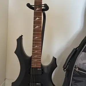 Electric guitar with amp and seat, Paphos — Paphos - Agios Theodoros