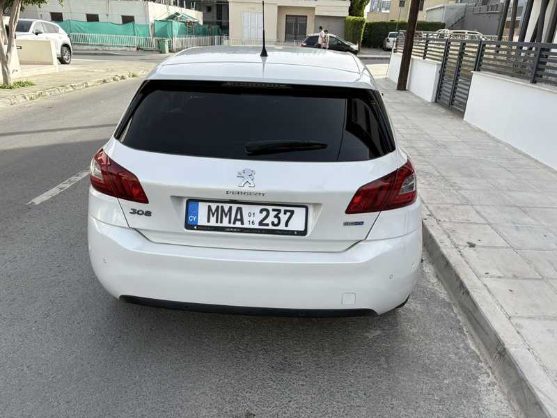 2017 Peugeot 308 1,6L 2017 Cyprus
