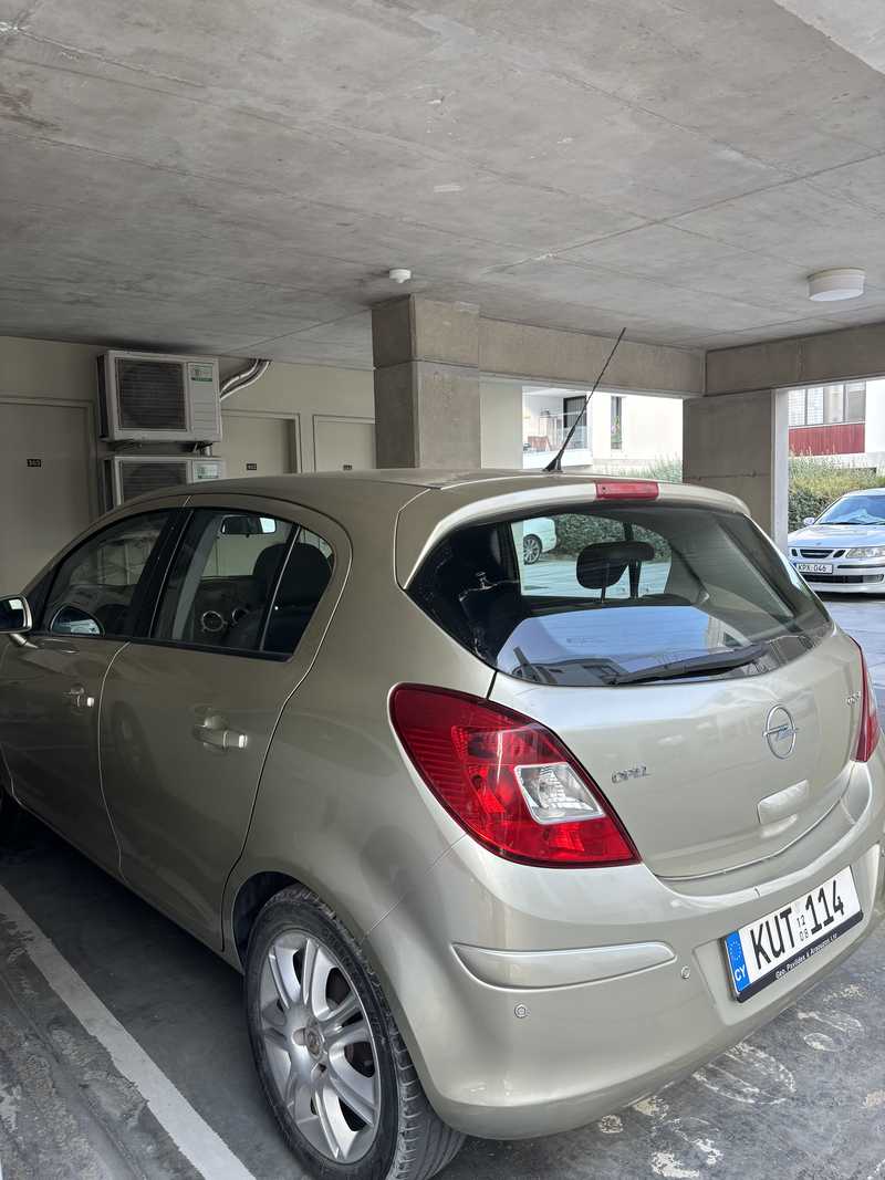 2008 Opel, Vauxhall Corsa 1,2L 2008 Cyprus