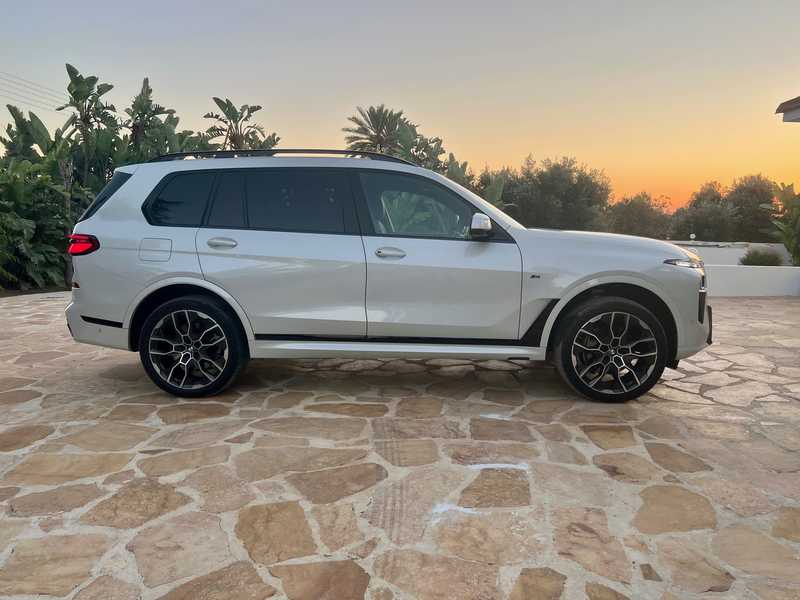 BMW X7 3,0L 2024
