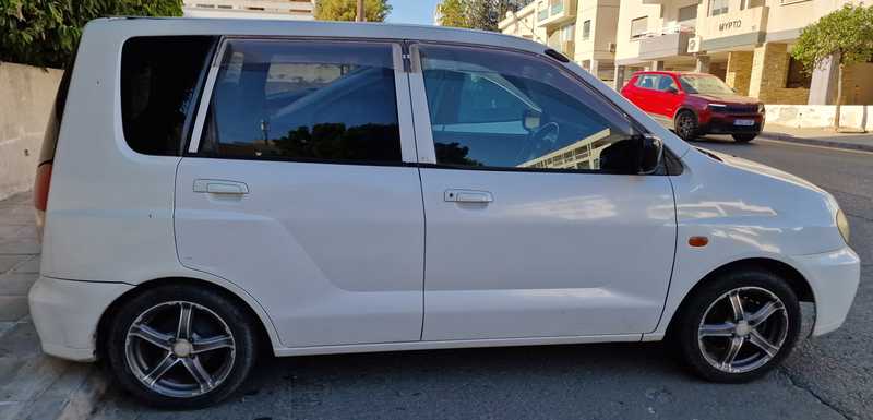 2001 Mitsubishi Dingo 1,3L 2001 Cyprus
