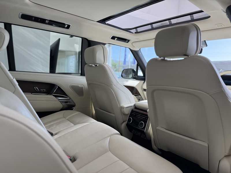 2024 Land Rover Range Rover 3,0L 2024 Cyprus