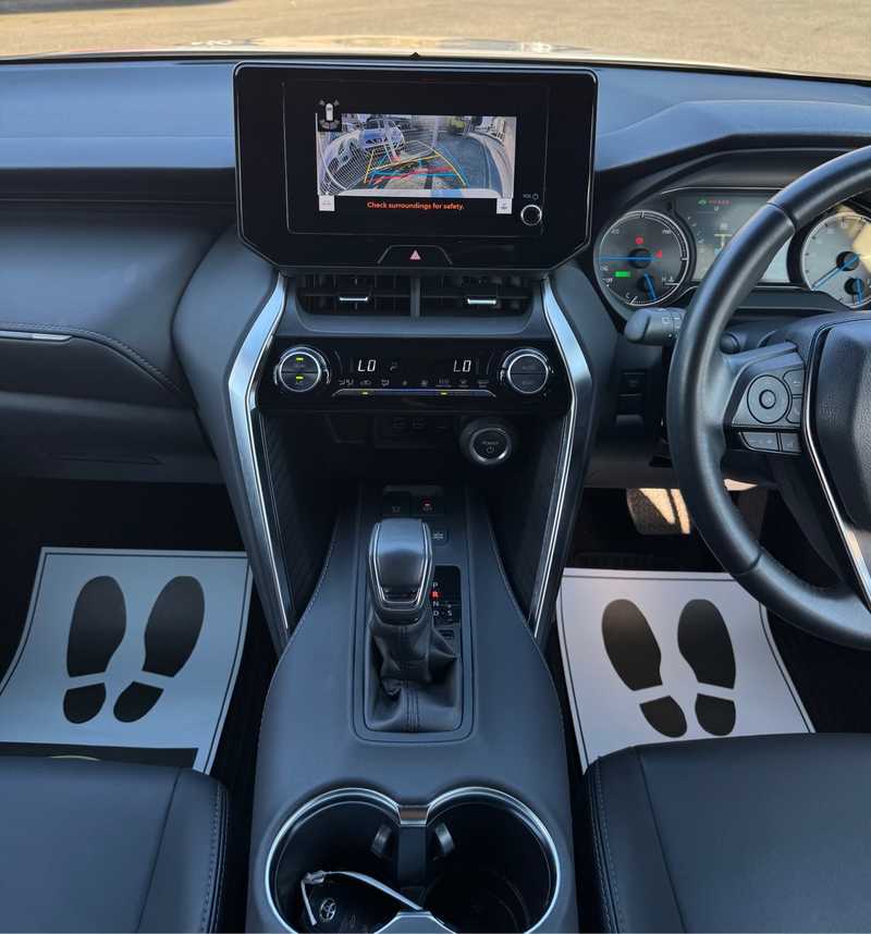 2023 Toyota Harrier 2,5L 2023 Cyprus